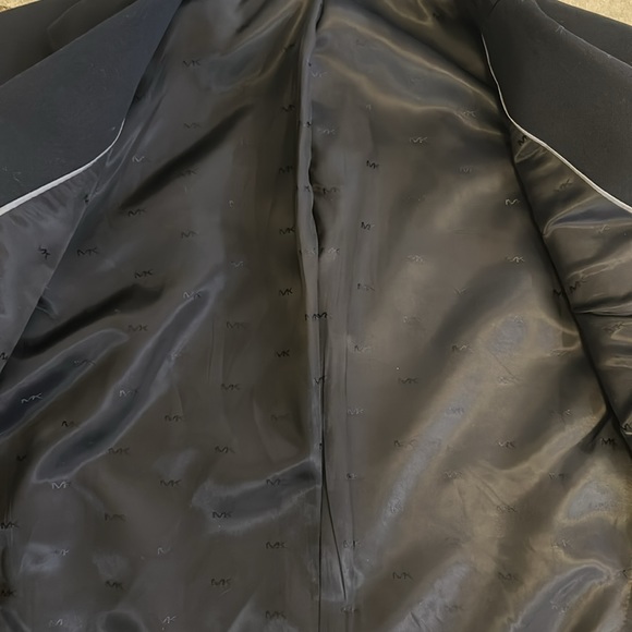 Michael Kors Navy Blue 38R suit jacket - Picture 3 of 5